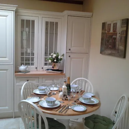 Courtyard Holiday home