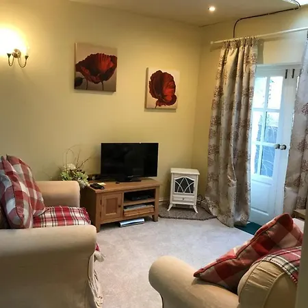 Courtyard Holiday home